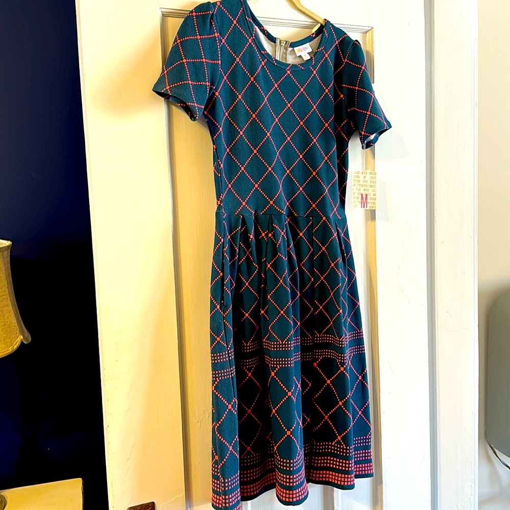 LuLuRoe Amelia Dress NEW Medium -pockets